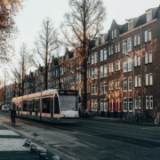 Спальный район Амстердама Амстердамская улица